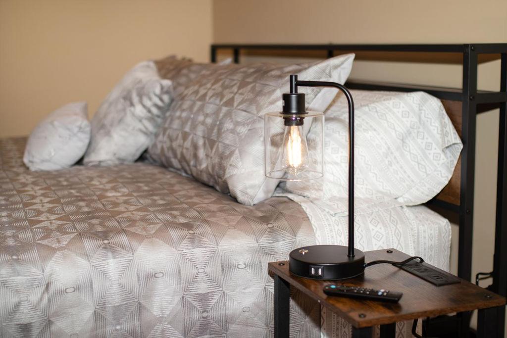 Apartment Quiet, Gated Oasis Near Downtown