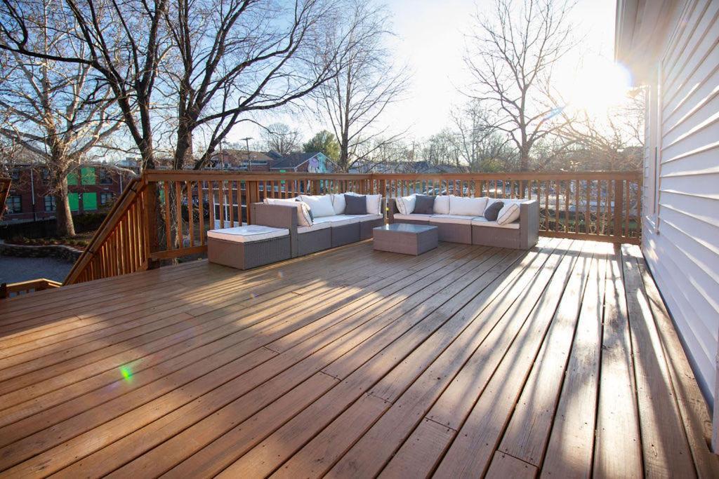 Apartment Quiet, Gated Oasis Near Downtown Lexington