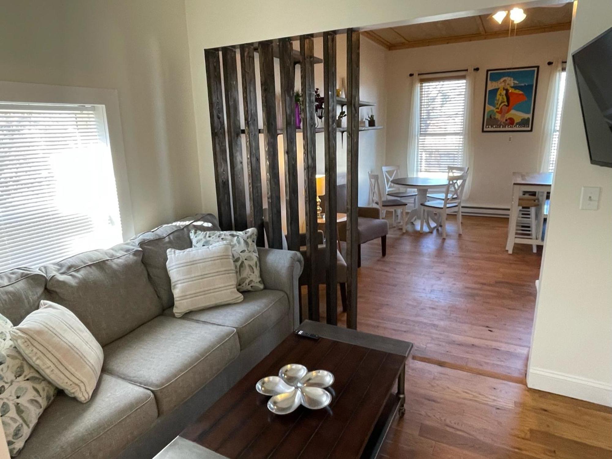 Apartment Quiet, Gated Oasis Near Downtown *