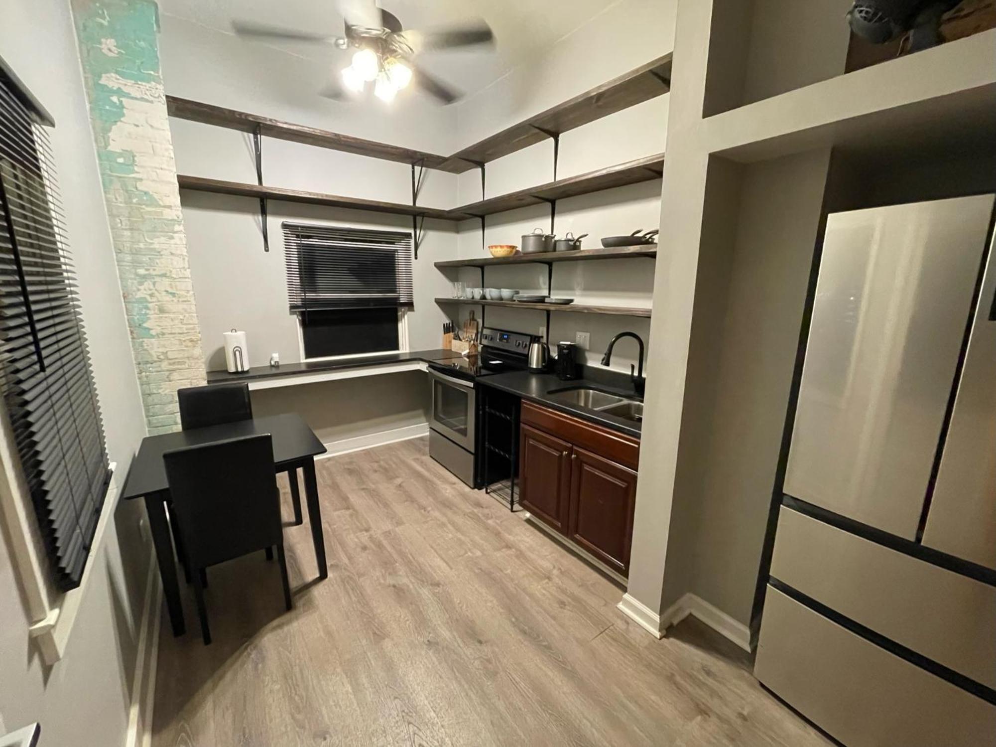 Quiet, Gated Oasis Near Downtown *